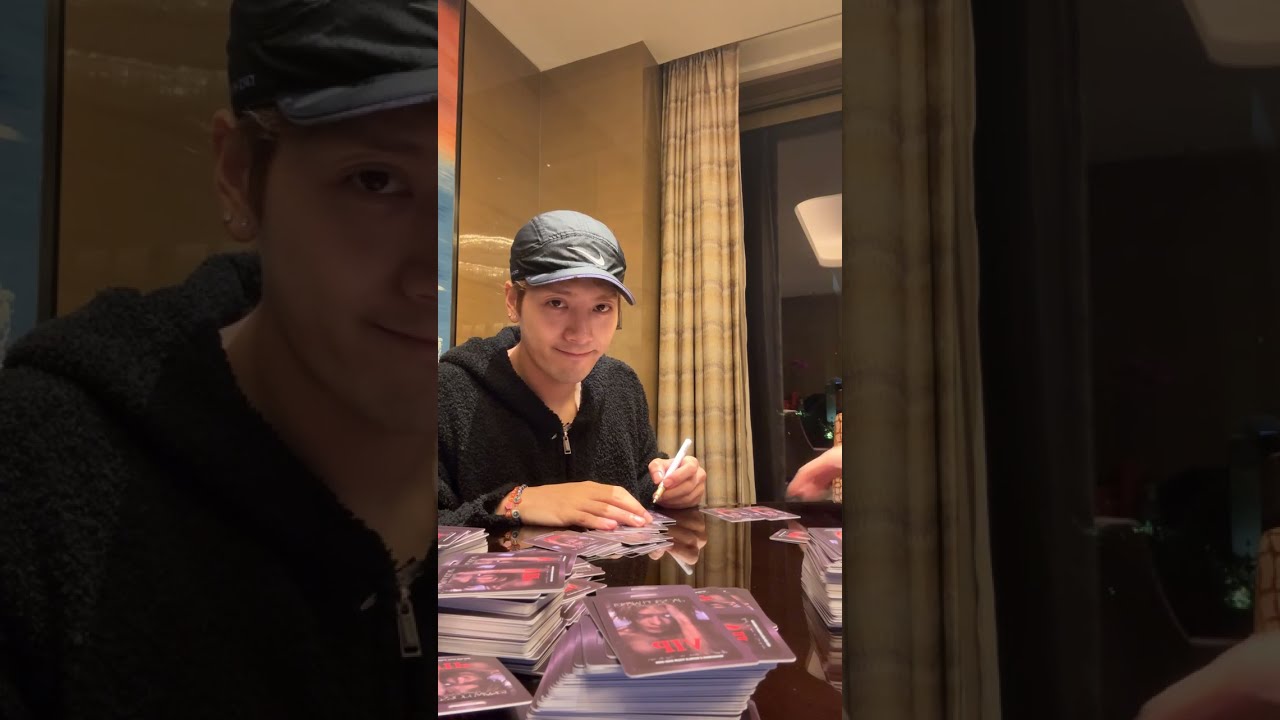 [1] Jackson Wang | 2025.10.10 | jacksonwang852g7 IG Live 