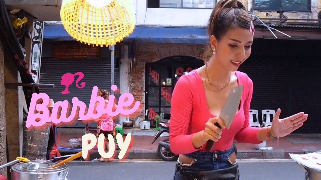 Puy Roti Lady in Barbie look 💖🌍💖
