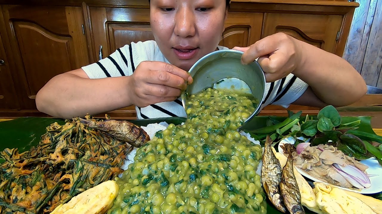 Manipuri Dish Utti Asangba || Green Peas Curry || Chives Bora || Egg Rolled || Dried Fish ||Loklei