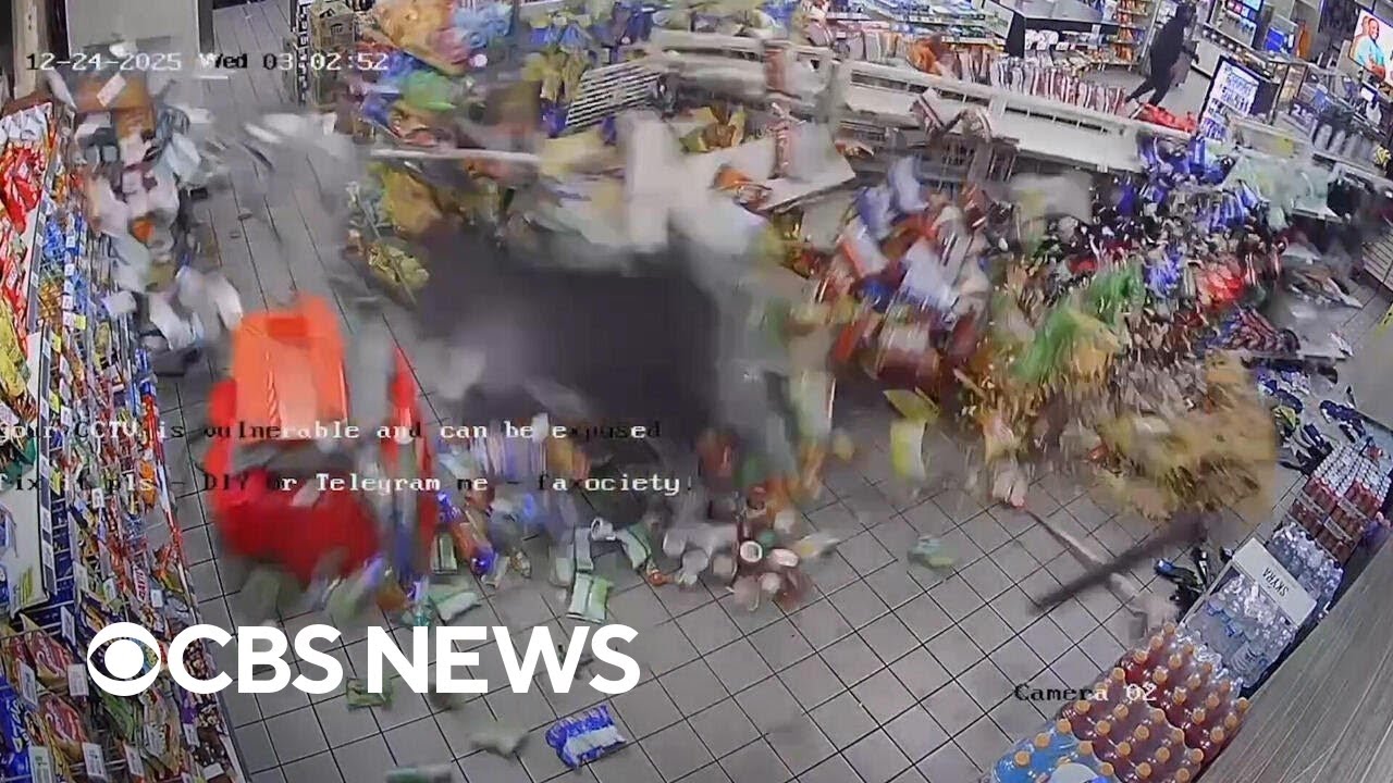 Thieves hook ATM to SUV, rip it out of store