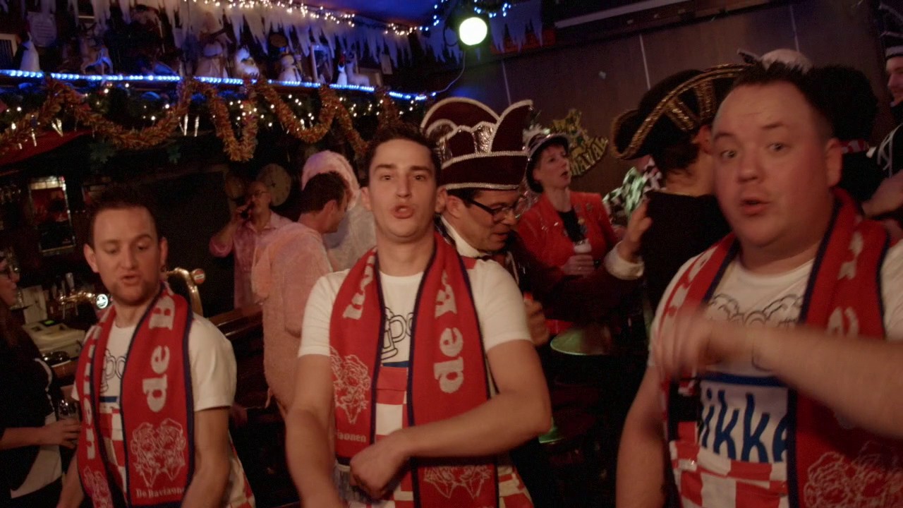 Dikke Mik - Conny (heeft een pony) CARNAVAL 2017!