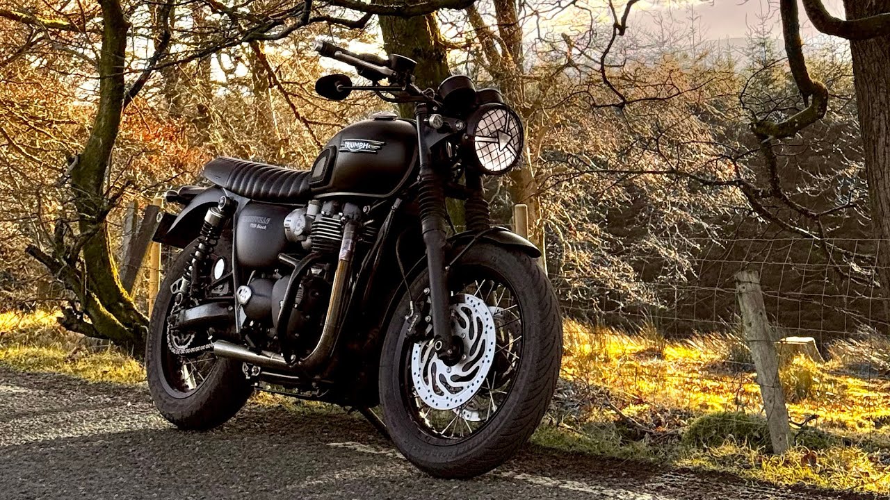 2024 Triumph Bonneville T120 Black Around Country Roads in Ireland | POV Ride | Raw Exhaust Sound |