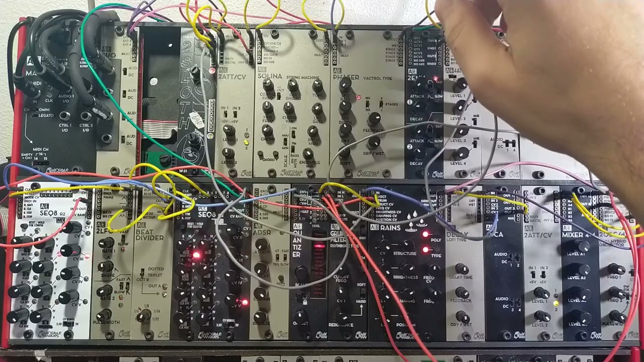 Two pads Solina Rings clone, one sequence and panned texture from Clouds clone - Jam with #AEModular