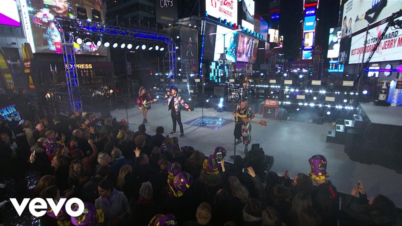 DNCE - Body Moves/Cake By The Ocean Medley (Live From Dick Clark’s New Year’s Rockin Eve 2017)