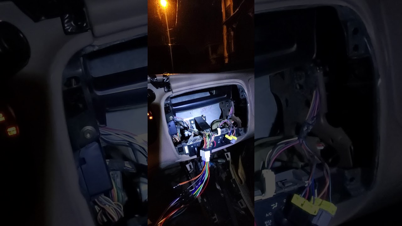 Ford Explorer 1998 instalando nuevo estéreo
