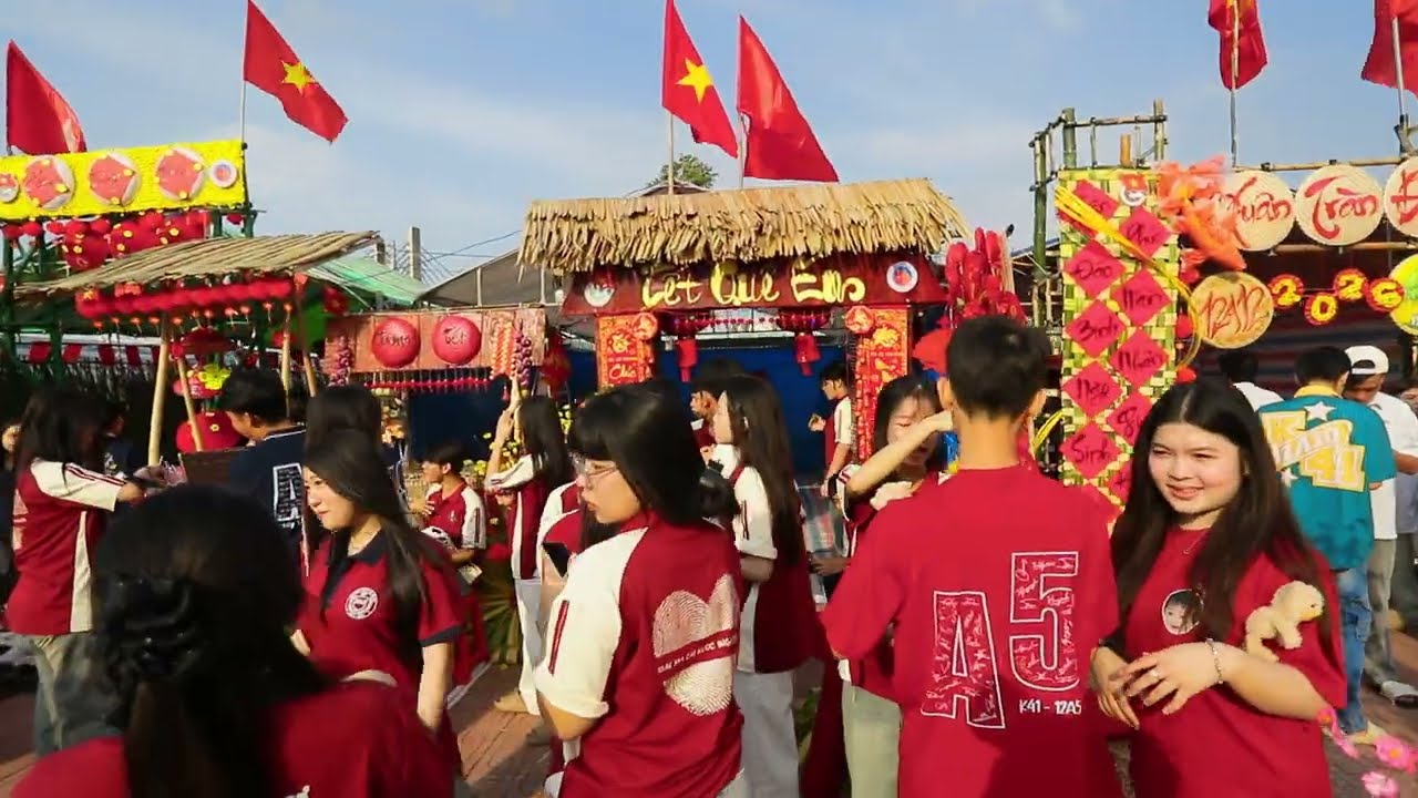Buổi sáng của Hội trại xuân 2026 trường tôi