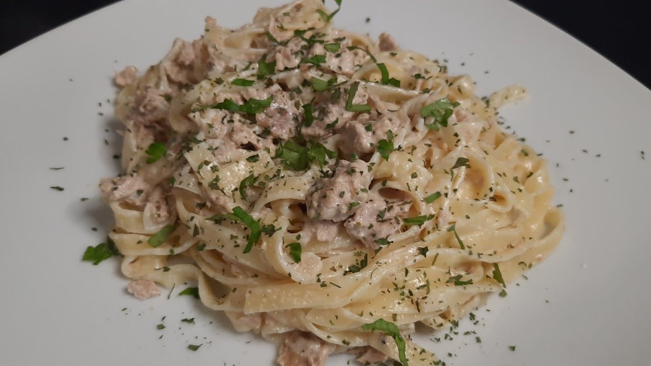 Tagliatelles  au thon et à la crème recette facile et rapide