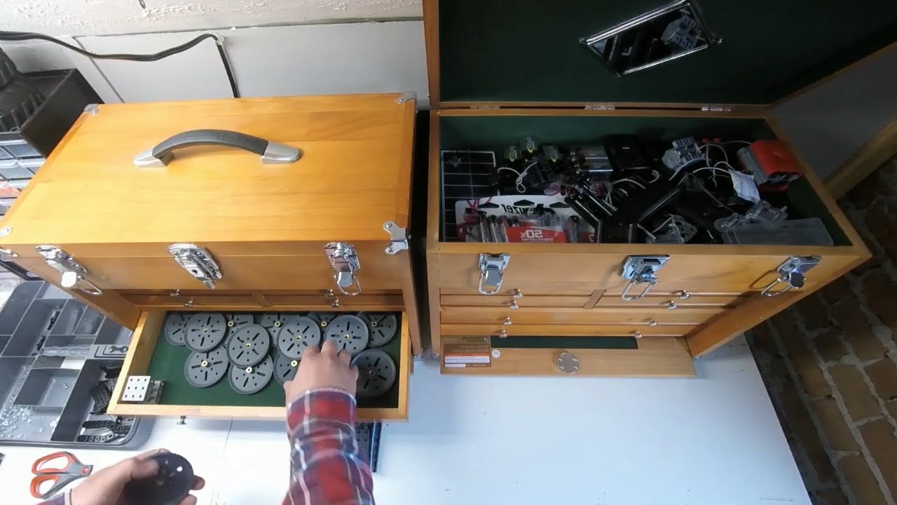 Meccano Parts Sorting - Yard Sale Find