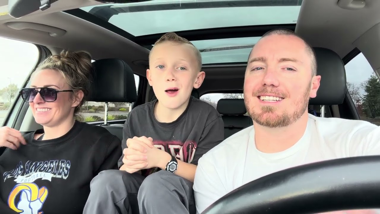 KAYDEN RIPS- Raising Canes Review 🐔 🍟 🍋- Out Shopping For Sports Cards 👀 