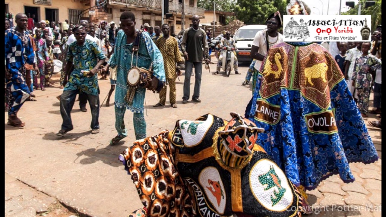 Quelques chants des couvents egungun du benin 1