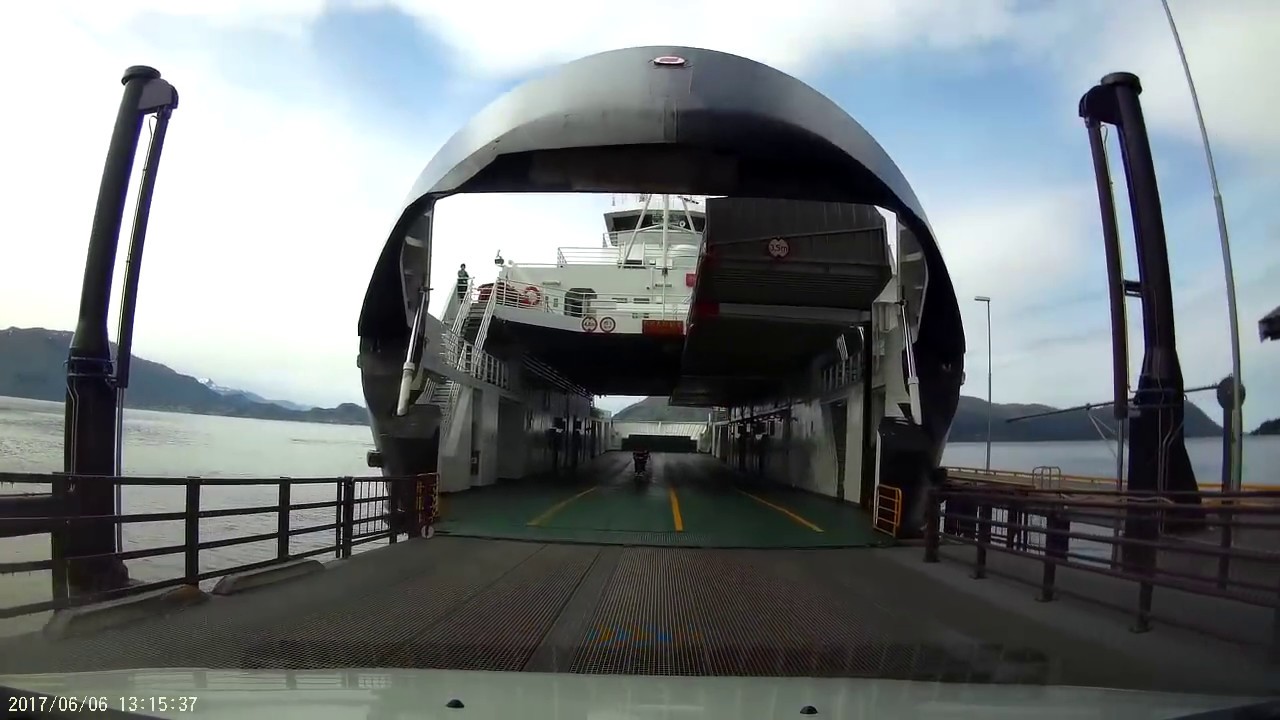 ferry Halsa - Kanestraum