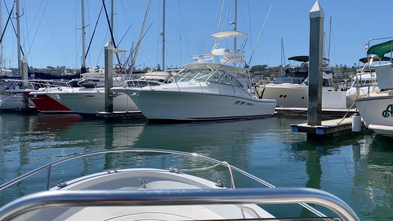 New Listing! 2005 33' Rampage