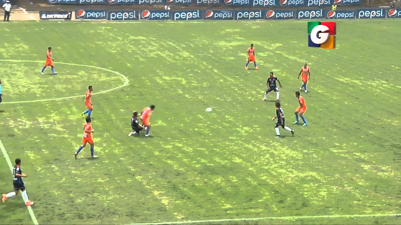 Video Gol: RAfael Burgos Min 26 - Universidad 1-1 Suchitep&eacute;quez - Clausura 2016, Jornada 22