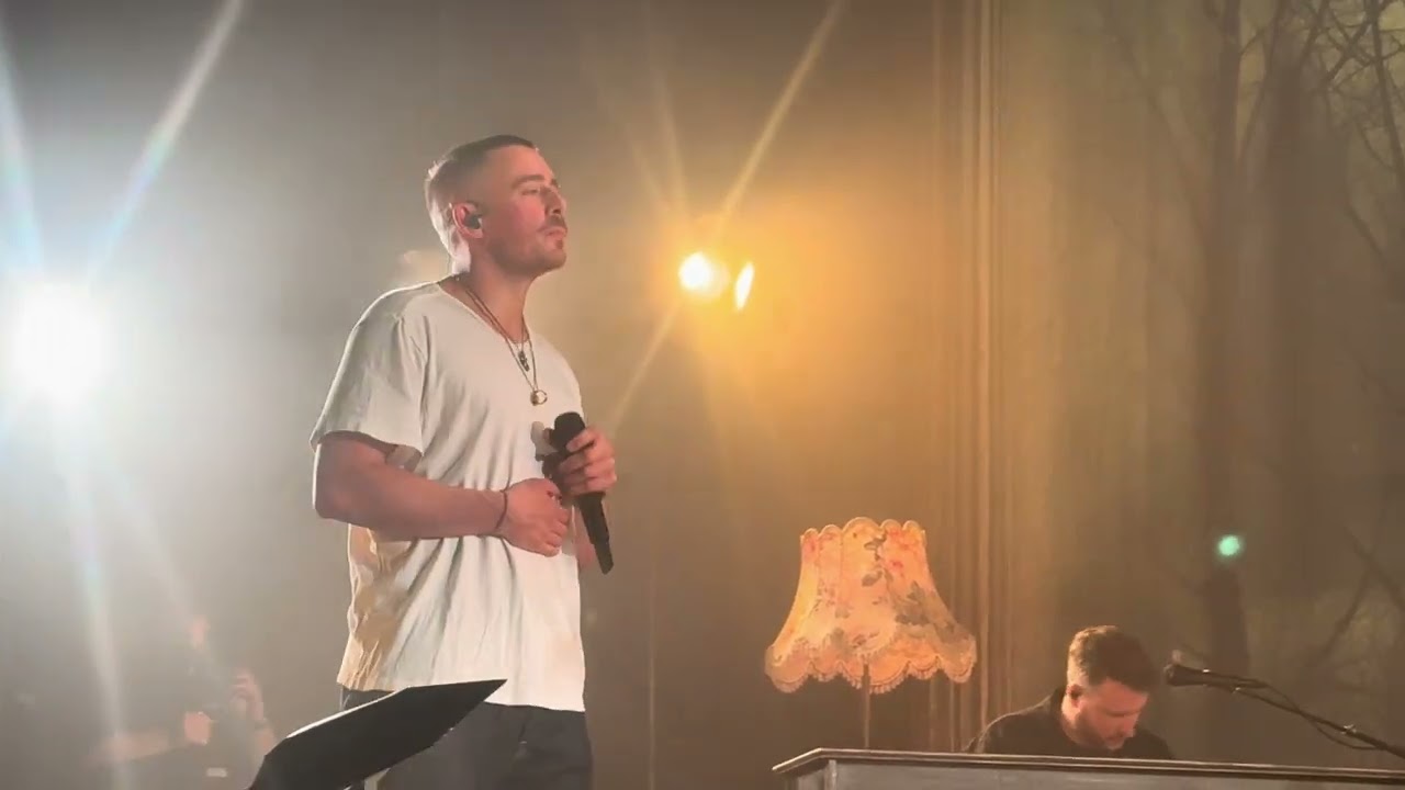 Dermot Kennedy - Better Days - 09/23/2025 - Dublin, Ireland - 3Olympia Theatre