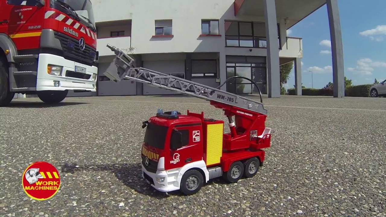 T2M Camion de Pompiers RC T705