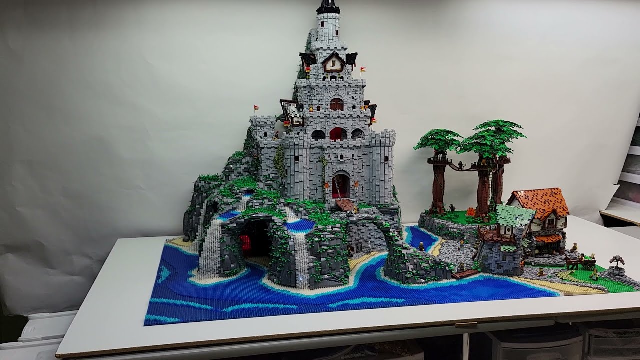 LEGO Medieval Castle Rock Falls