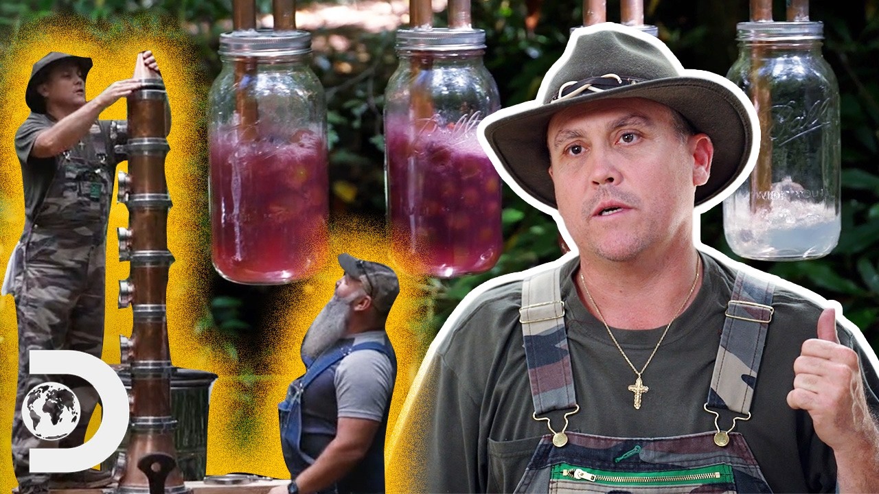 Майк и Джерри строят подводную лодку для настаивания фруктов | Самогонщики