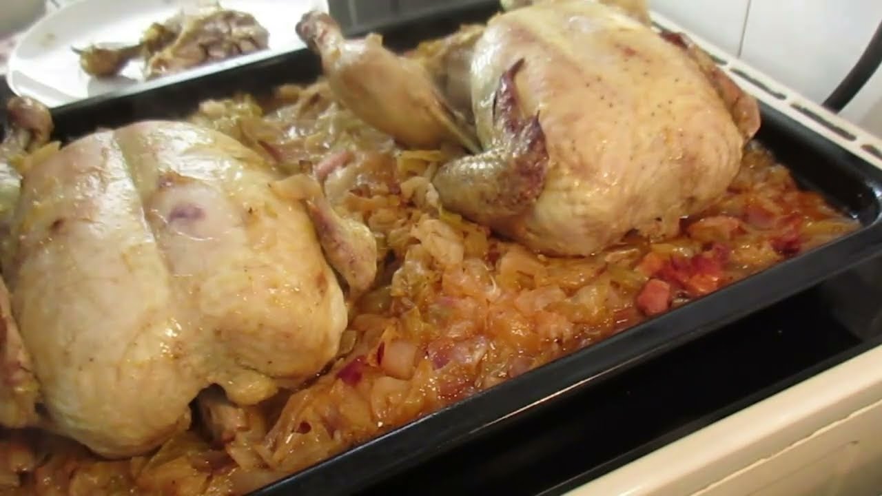 baked Chicken with sauerkraut  -   pečena Piletina sa  kiselim kupusom