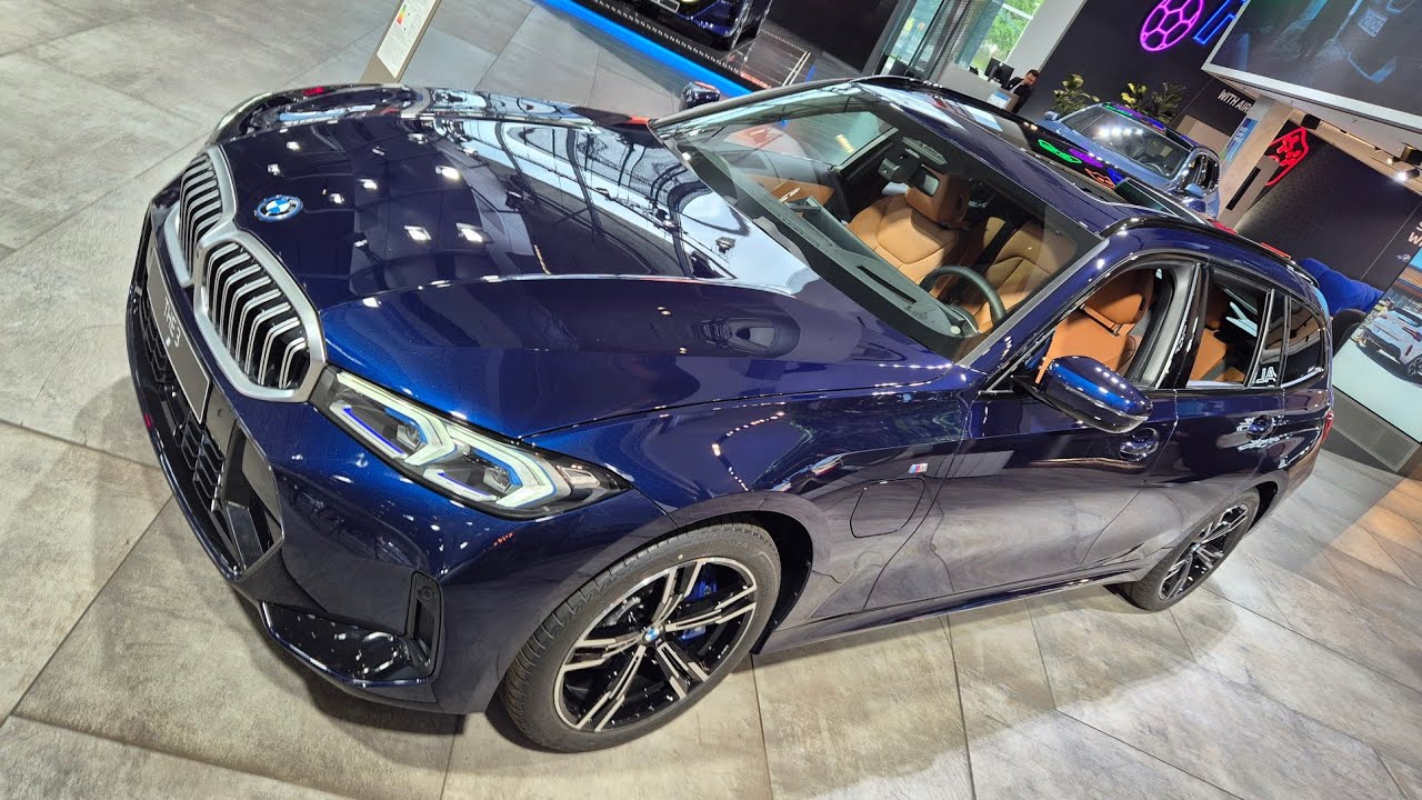 BMW 330e Touring G21 LCI - BMW Individual Tansanitblau