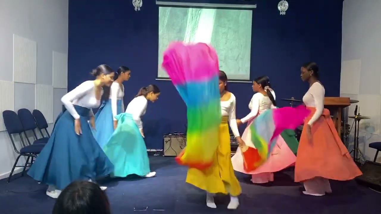 Danza “Lugar secreto” Christine D’ Clario y Gabriela Rocha🩰