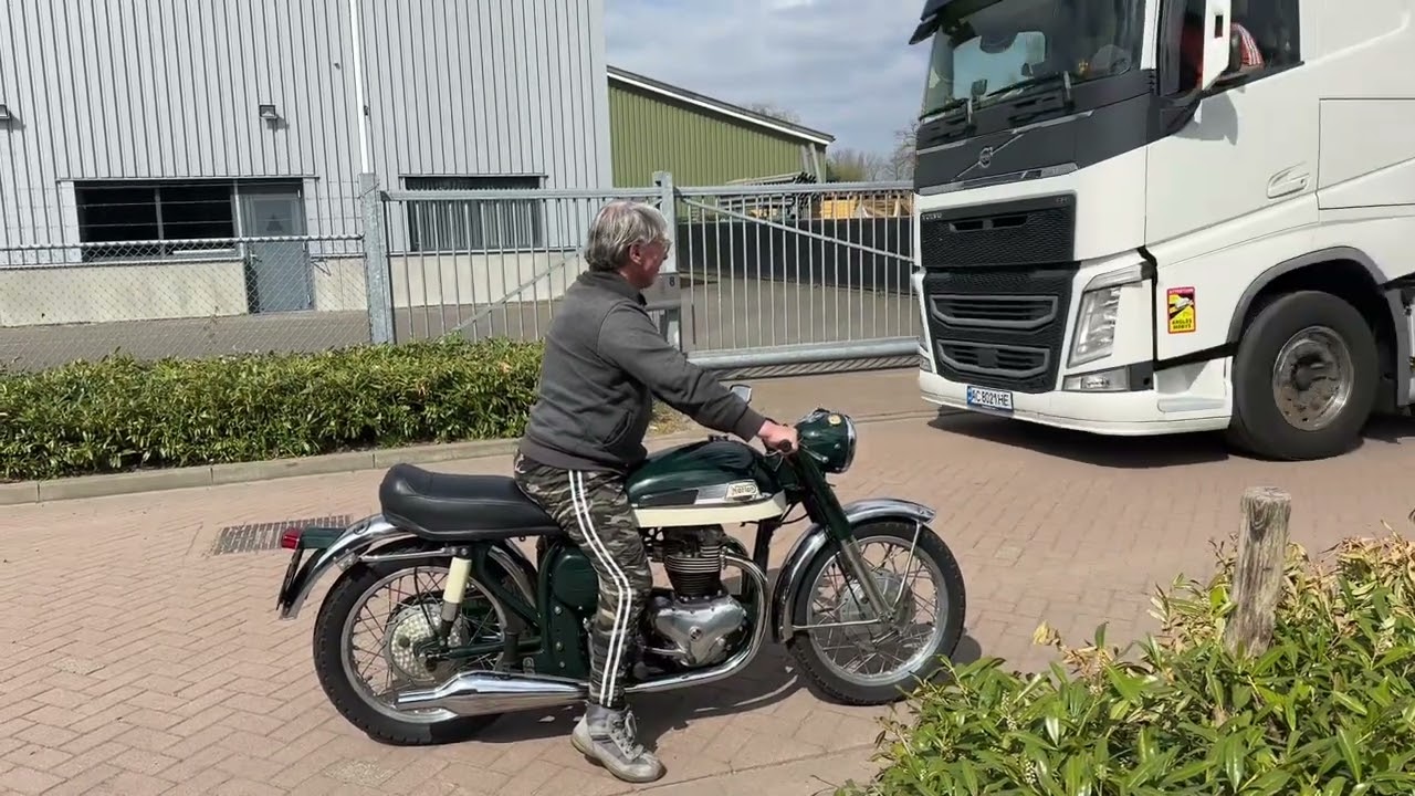 Norton Dominator 88