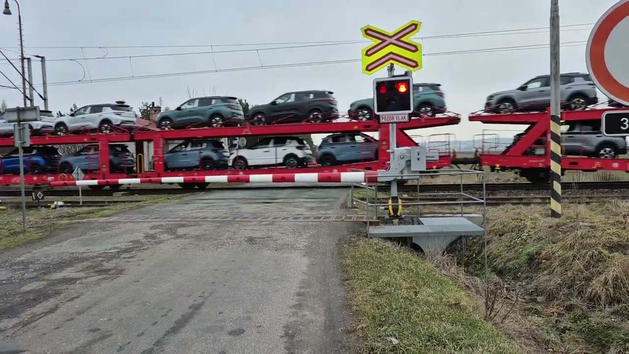 Přejezd Dobřenice Syrovátka