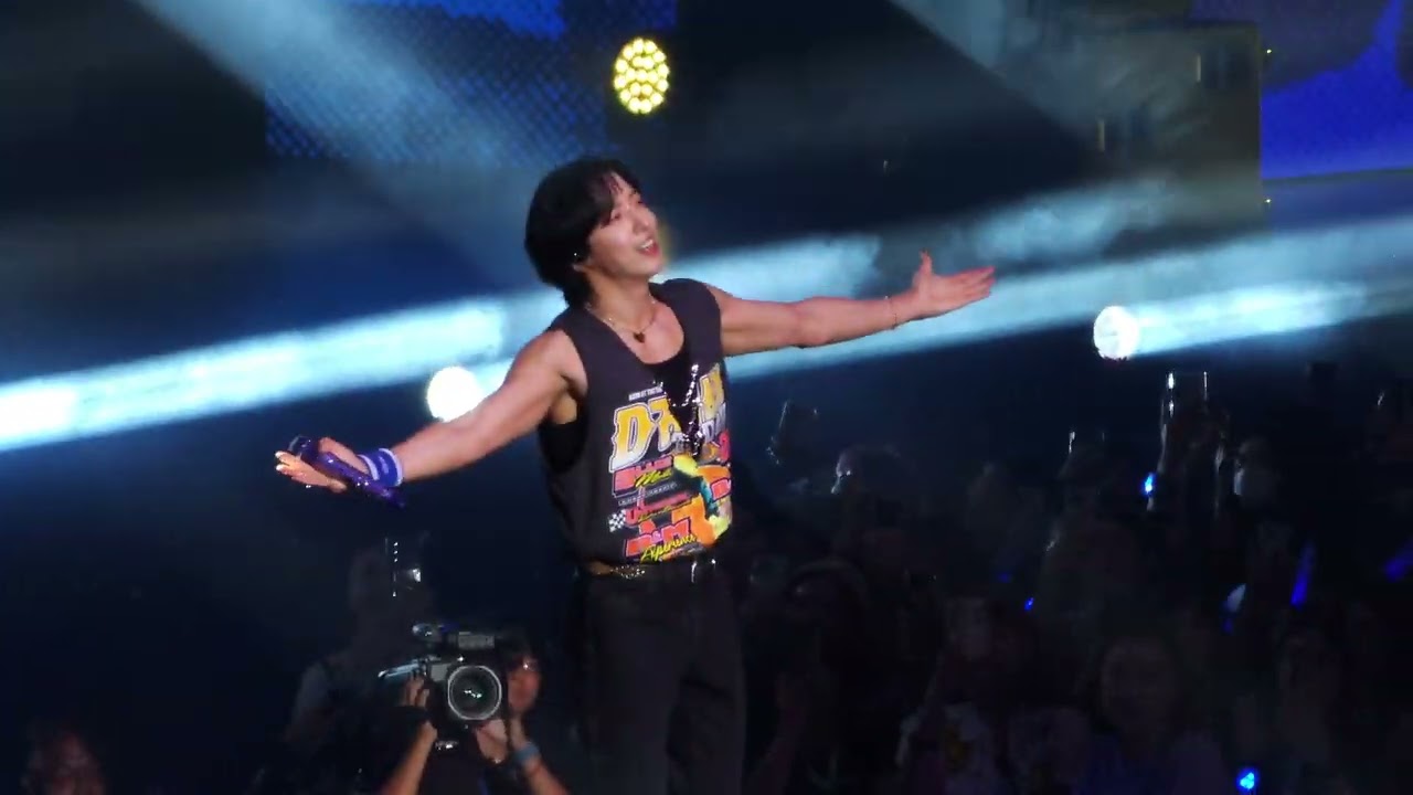 20240406 CNBLUE - Imagine +Love Light + You're so fine , LIVE ‘CNBLUENTITY’ IN KAOHSIUNG , 4K Fancam
