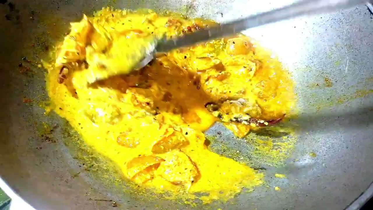 একবার এই ভাবে সিম আলুর রেসিপিটি বানিয়ে ফেলুন, দেখবেন ভাত কিংবা রুটি নিমেষেই শেষ হয়ে যাবে।cooking #