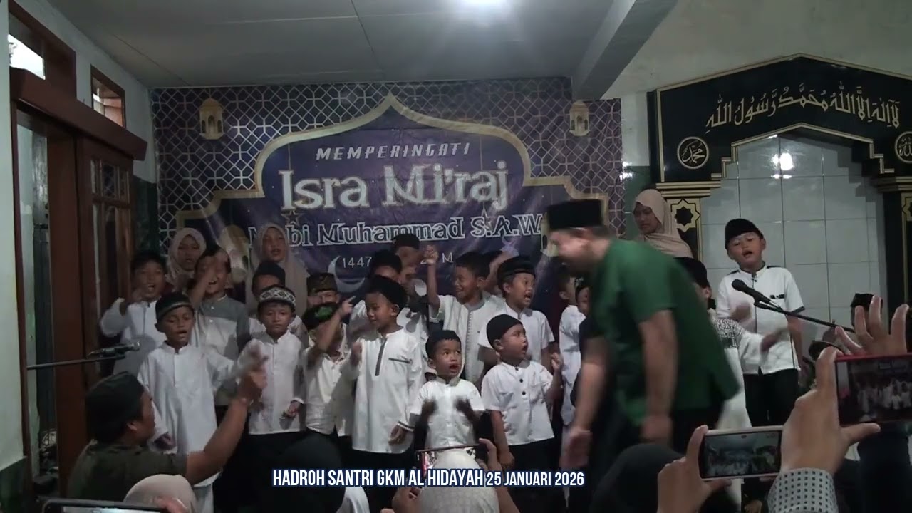 hadroh Santri GKM Al Hidayah di acara isra mi'raj 1447 H 2026 M, dengan judul IJINKAN 