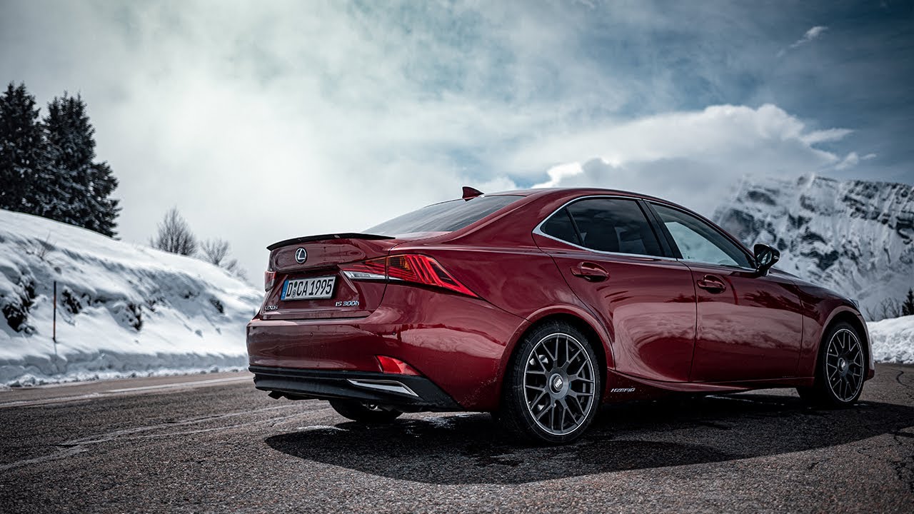 LEXUS IS300h Mk3 - Car Cinematic