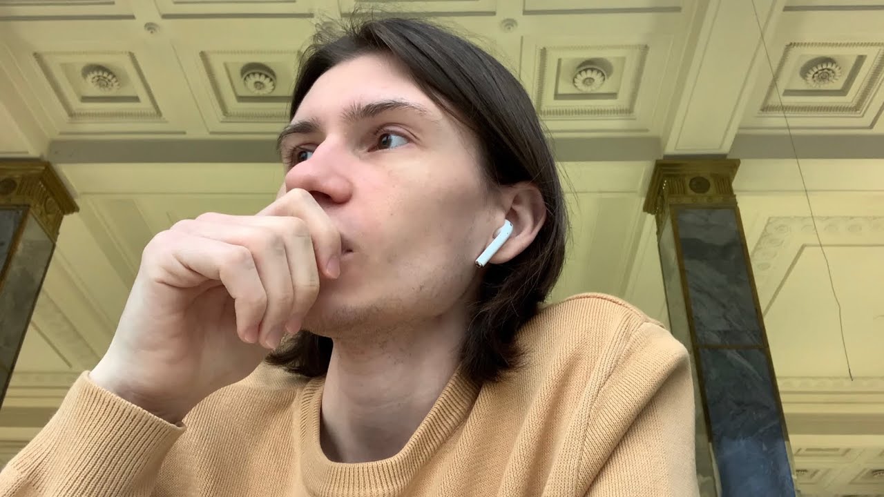 Естественность в сценарии (фильме). [общ]