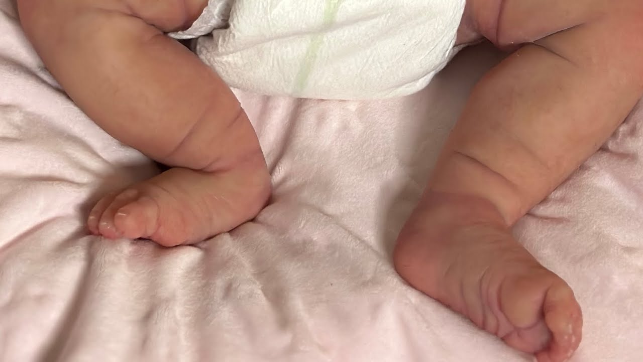 Unboxing a special new edition to my nursery. Come see who, gender and name reveal 🩵🩷