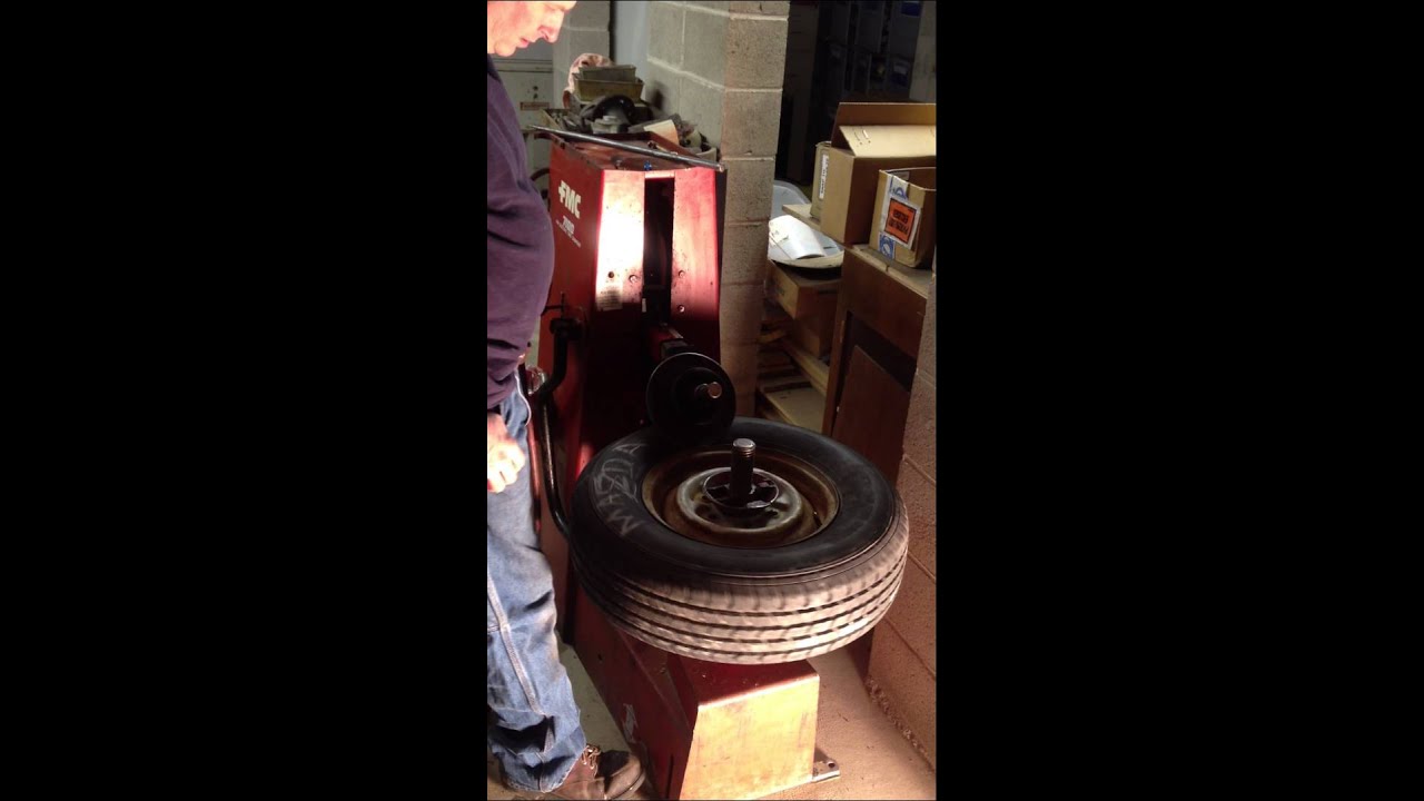 FMC 7100 Tire Machine in Action