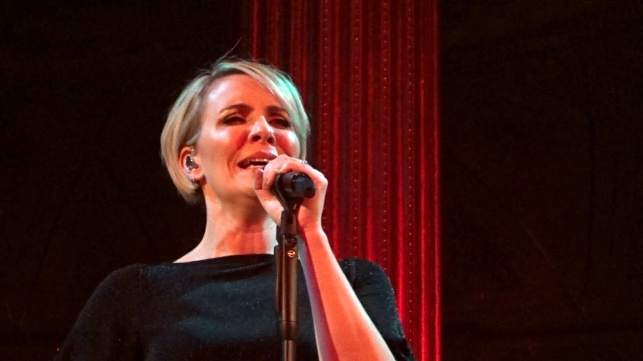 Claire Richards @ St George's Hall, Liverpool - On My Own