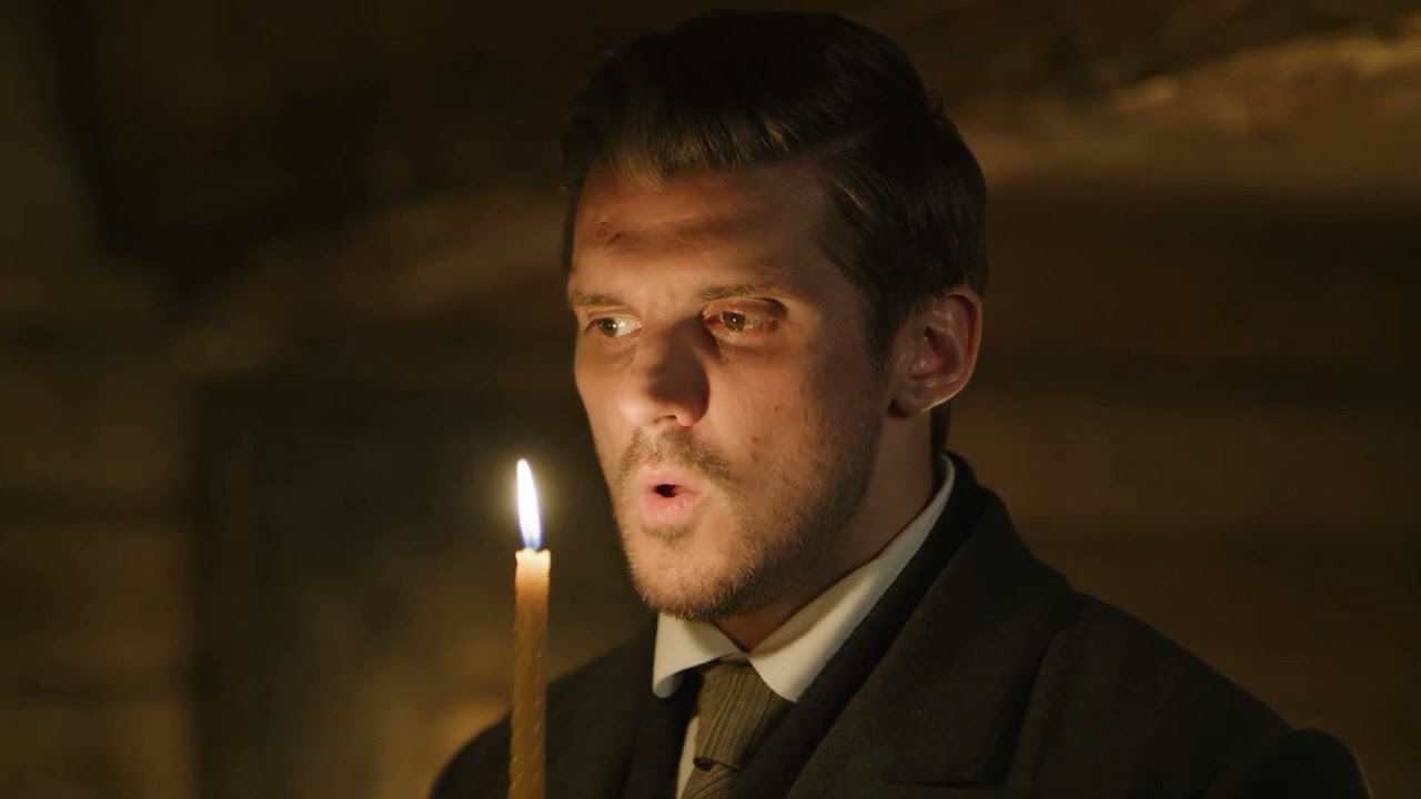 АННА и ШТОЛЬМАН. Сгорая, плачут свечи.