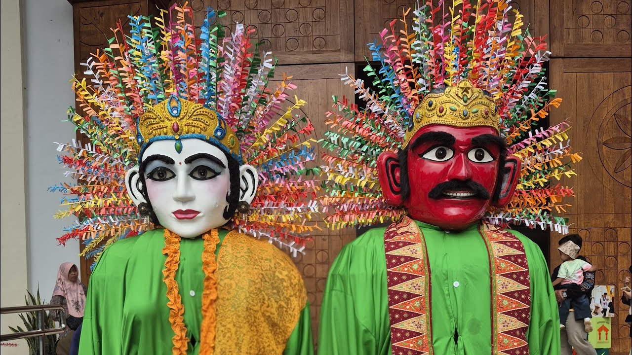 PARADE ONDEL-ONDEL BETAWI SETU BABAKAN