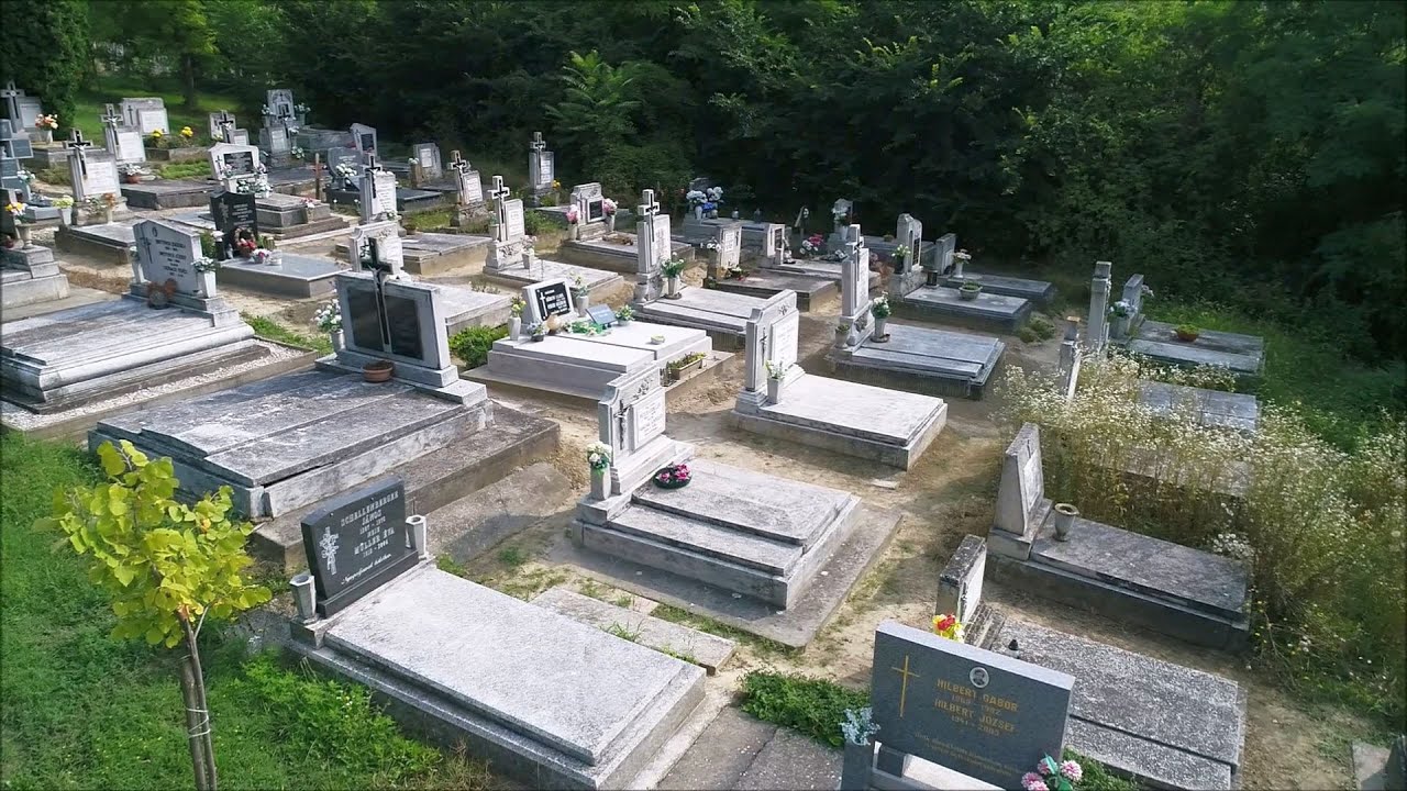 A szakadáti temető sírjai - Drónfelvétel 2019