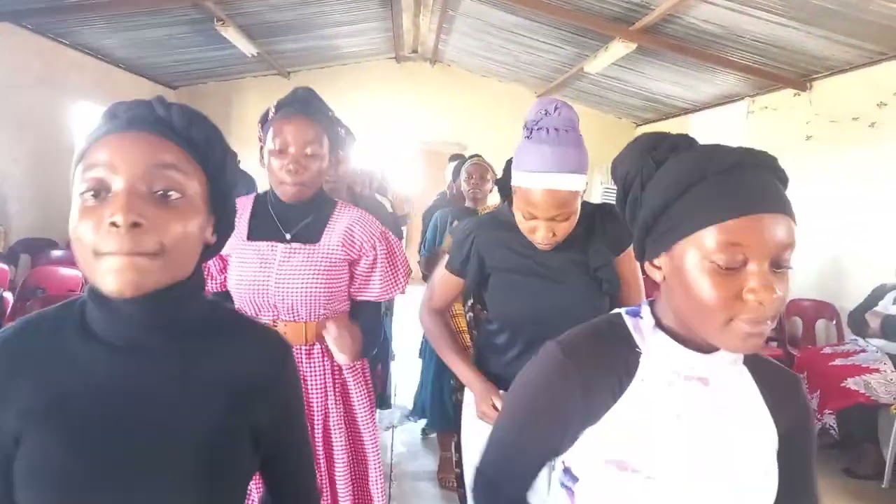Rosh Pinah FGC choir.  Zindonga by Frieda