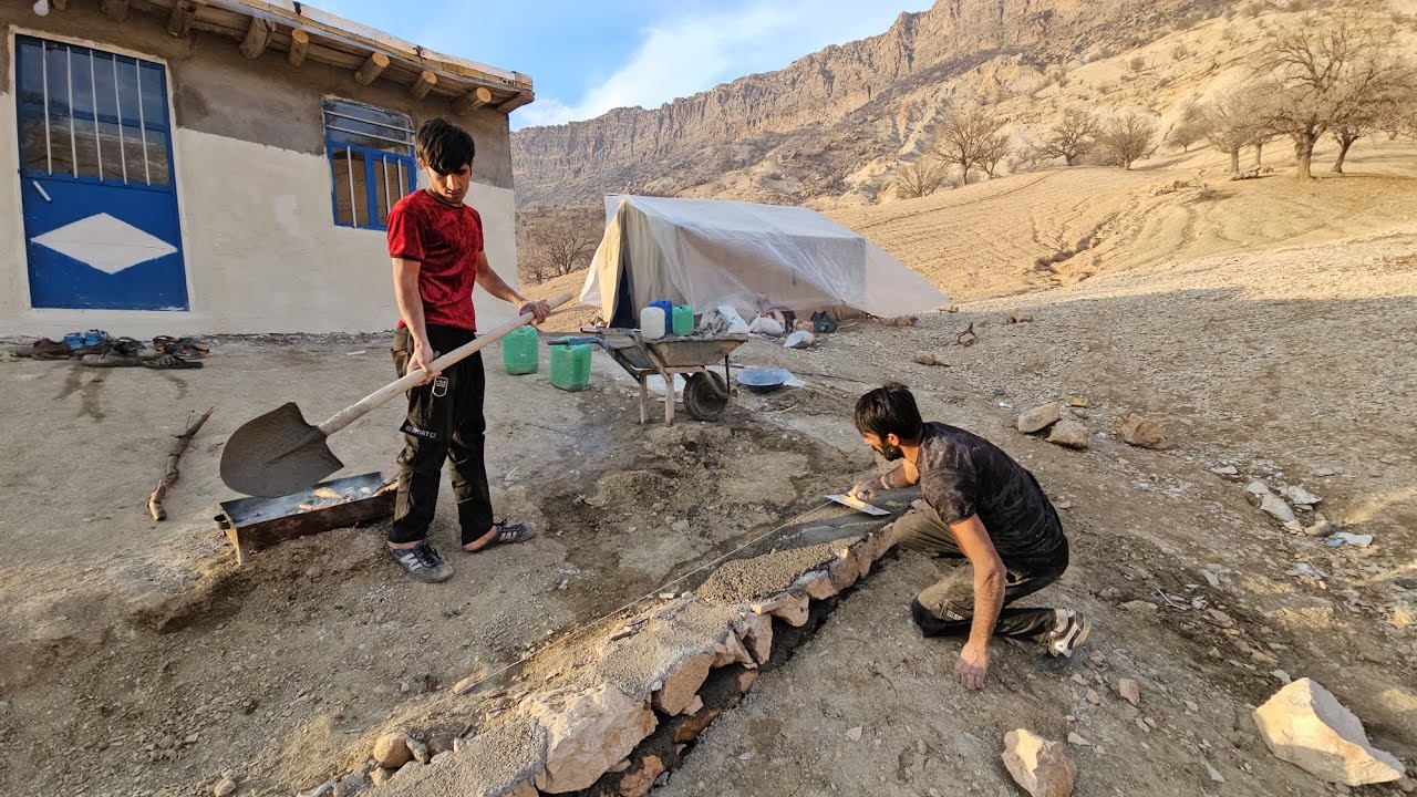 Resilience on the Move: Navigating the Challenges of Nomadic Family Life 🏞️💪