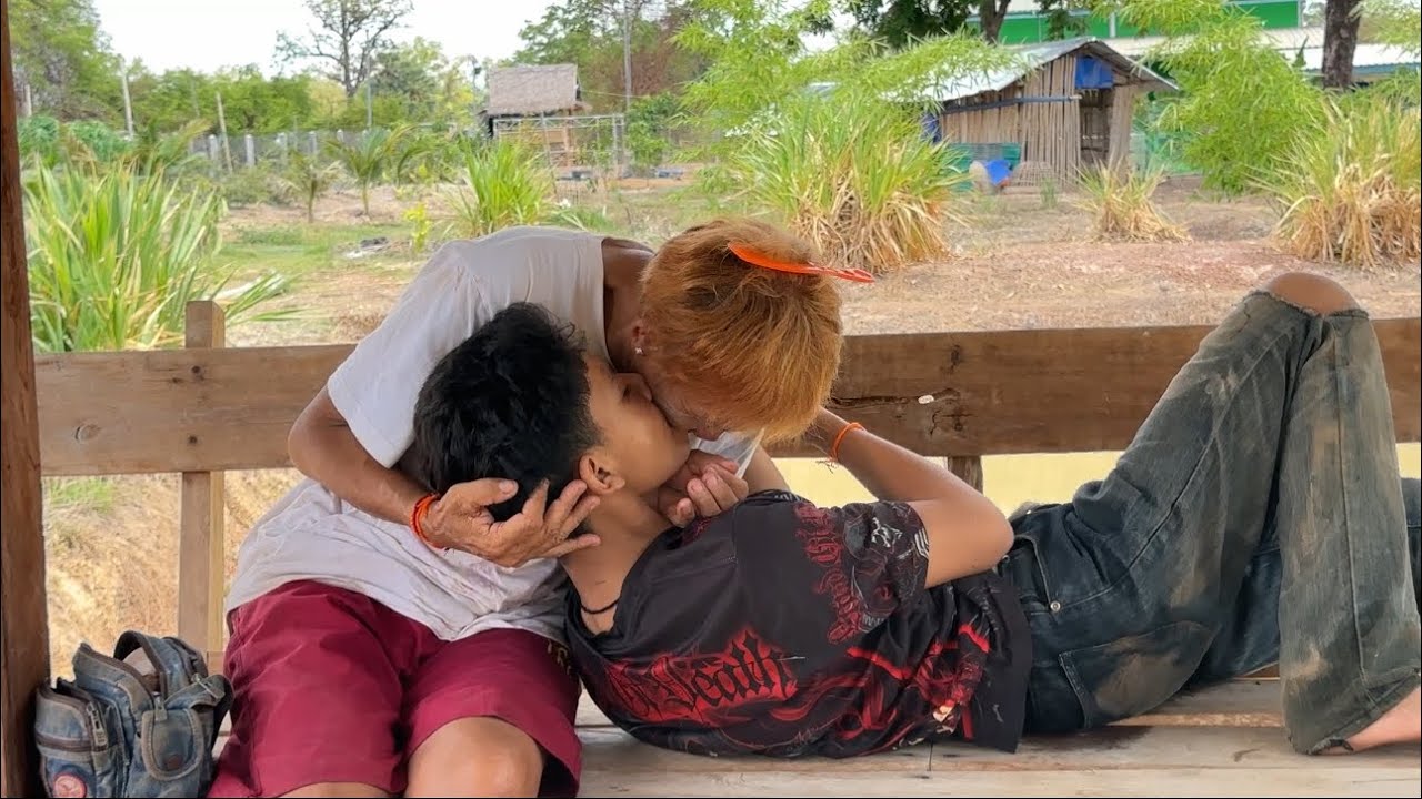 รักต่างวัย ความรักอีแม่สอน ตอนนี้มาแรง แซงทุกคู่ โอ้ย...อิจฉาตาร้อนอิแม๊.. 🙄🙄