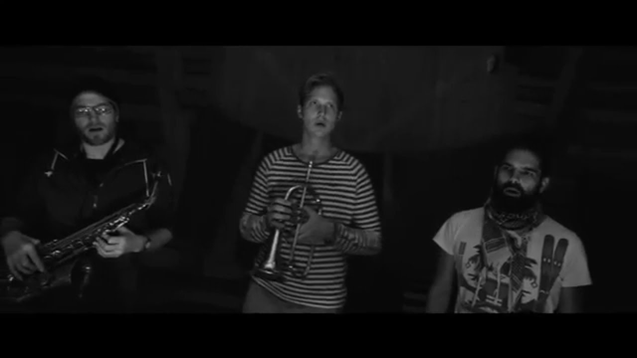 MOOP MAMA - MEERMENSCHEN live im Proberaum