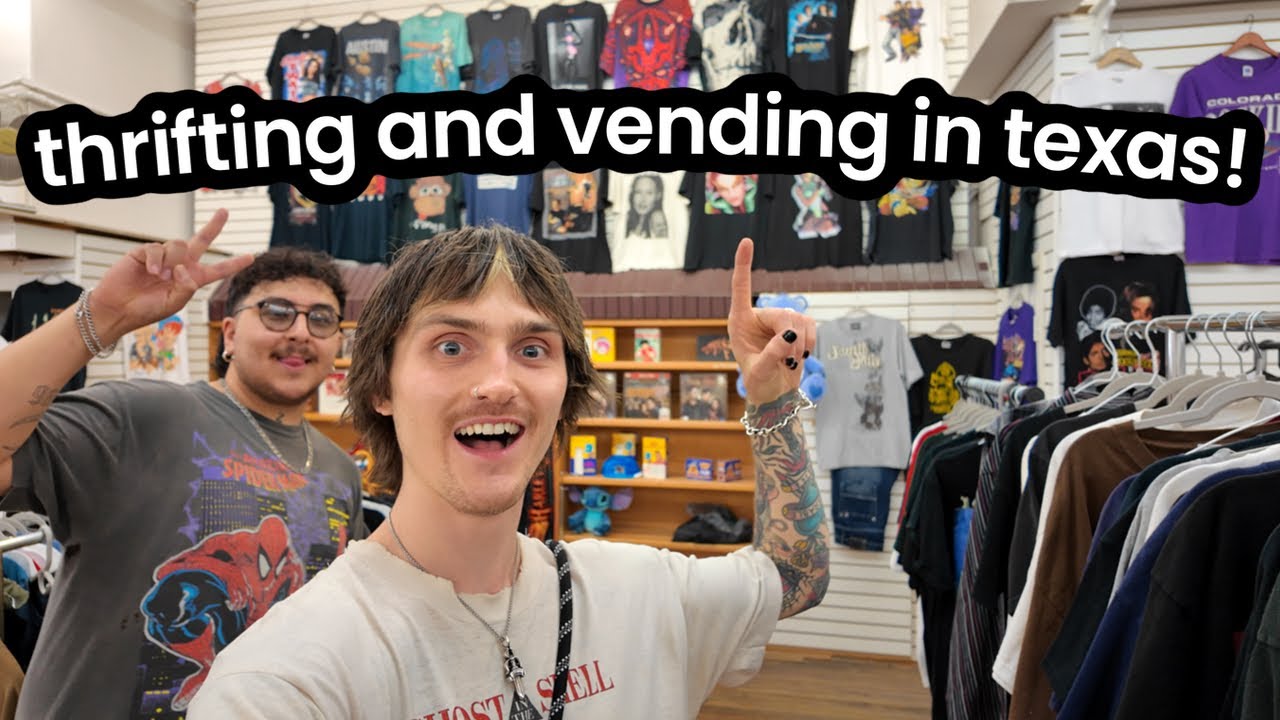 THRIFTING TEXAS + VENDING AT A VINTAGE MARKET!