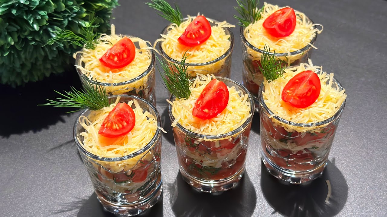 Рецепт закуски, которая украсит любой праздник. Легко и вкусно.