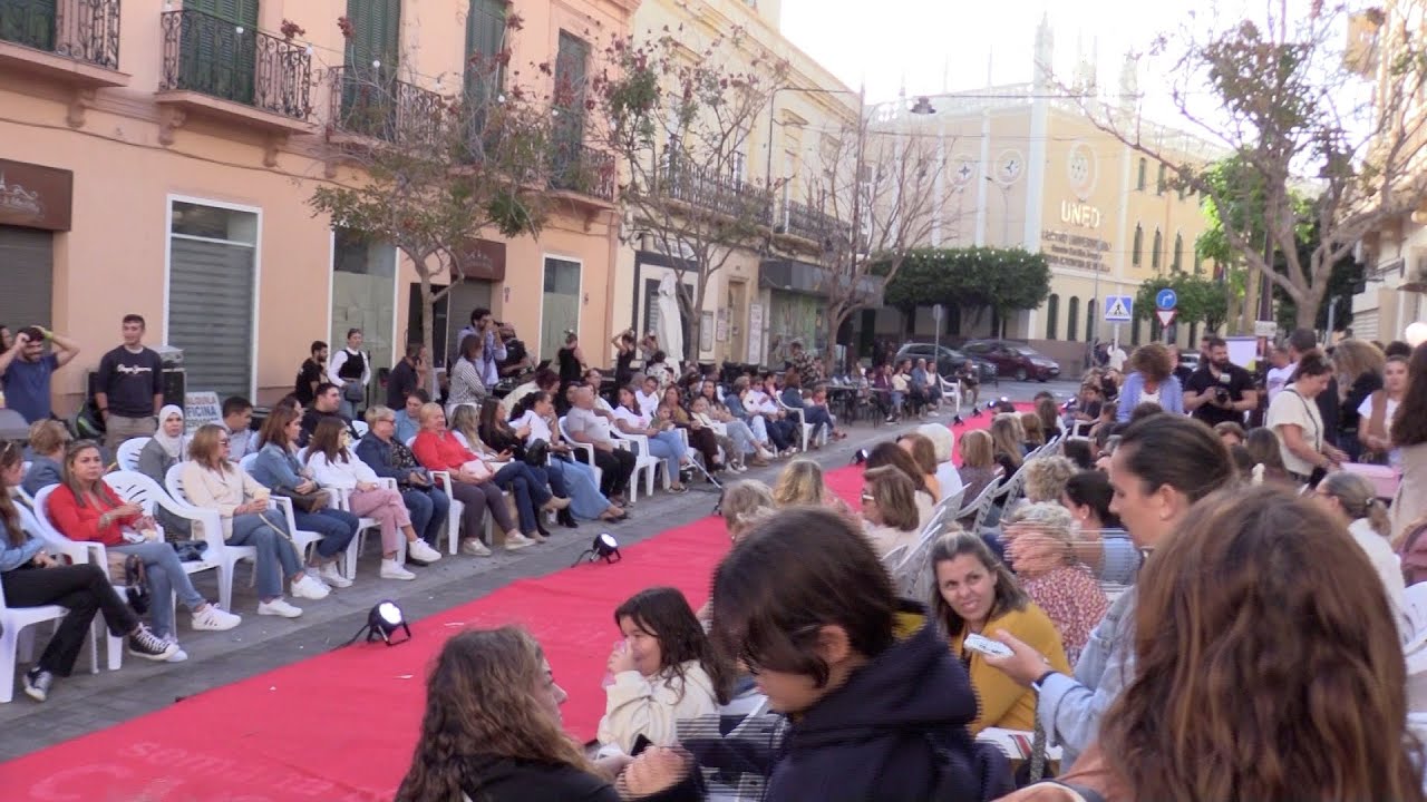 El centro de Melilla se llena de solidaridad y moda en favor de la Asociación Autismo Melilla