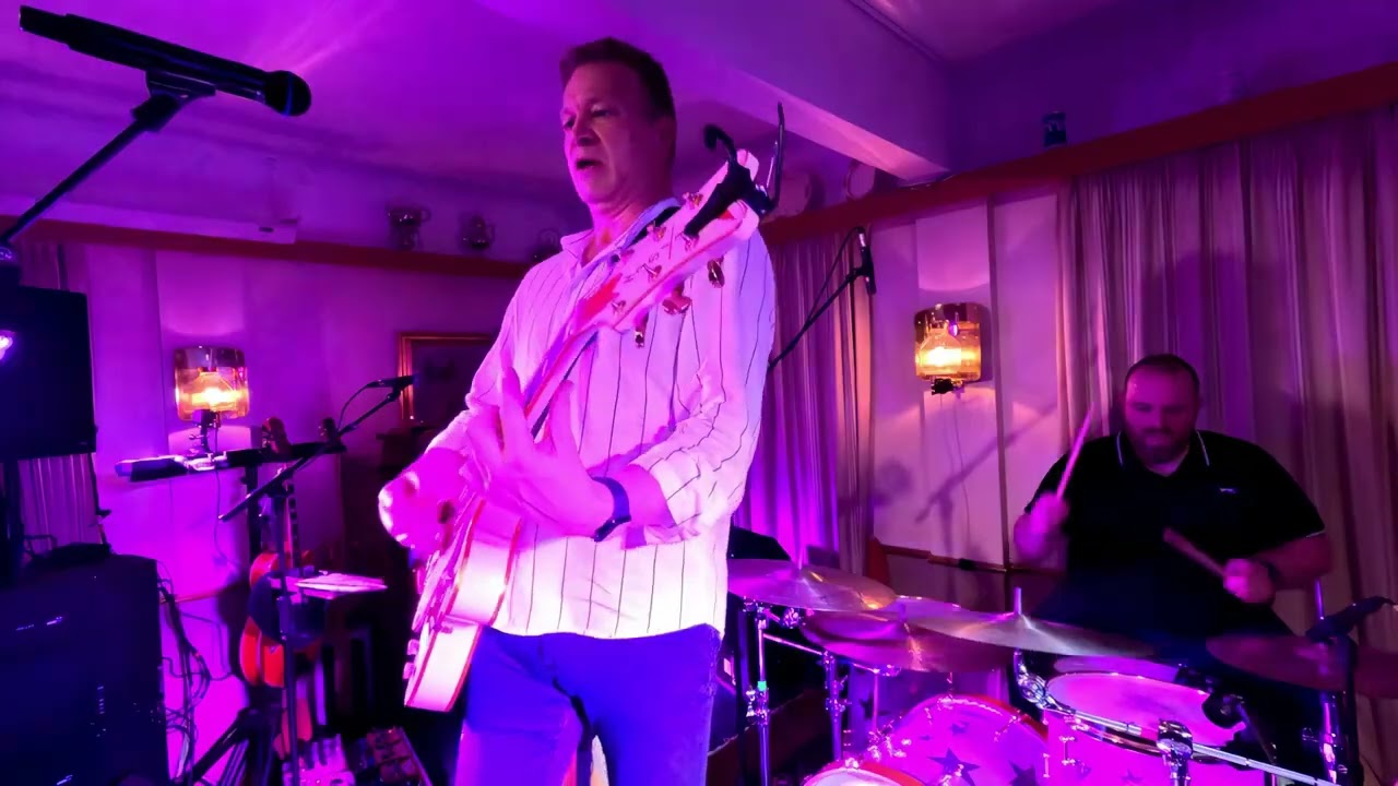 Hva' Pokker Ska' Jeg Gøre (Live kopi af Karl Herman's Trio)