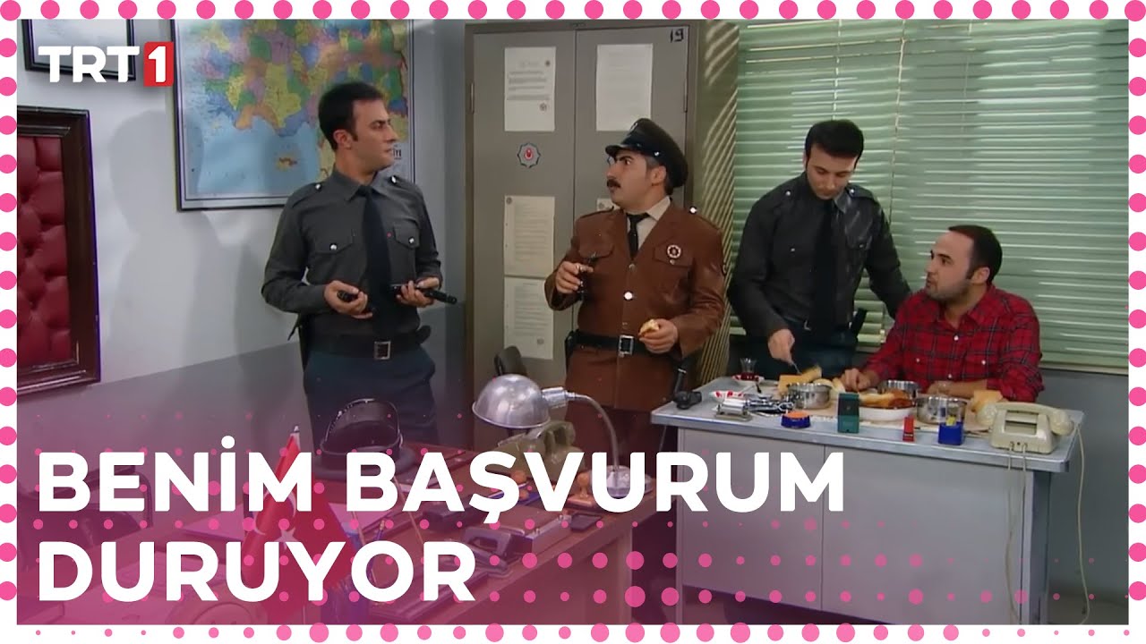 Karakolda yeni silah kıskançlığı - Seksenler 167.Bölüm