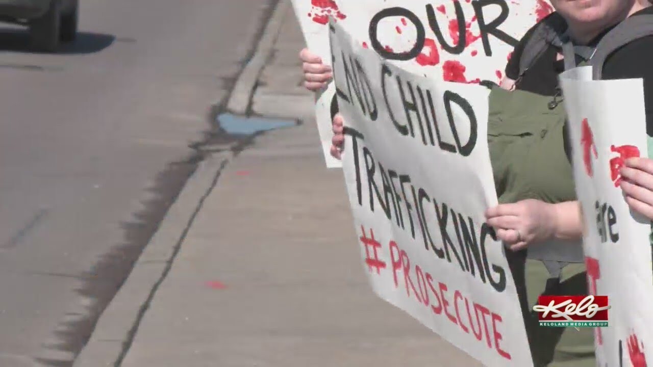 Save our Children' rally hits Sioux Falls
