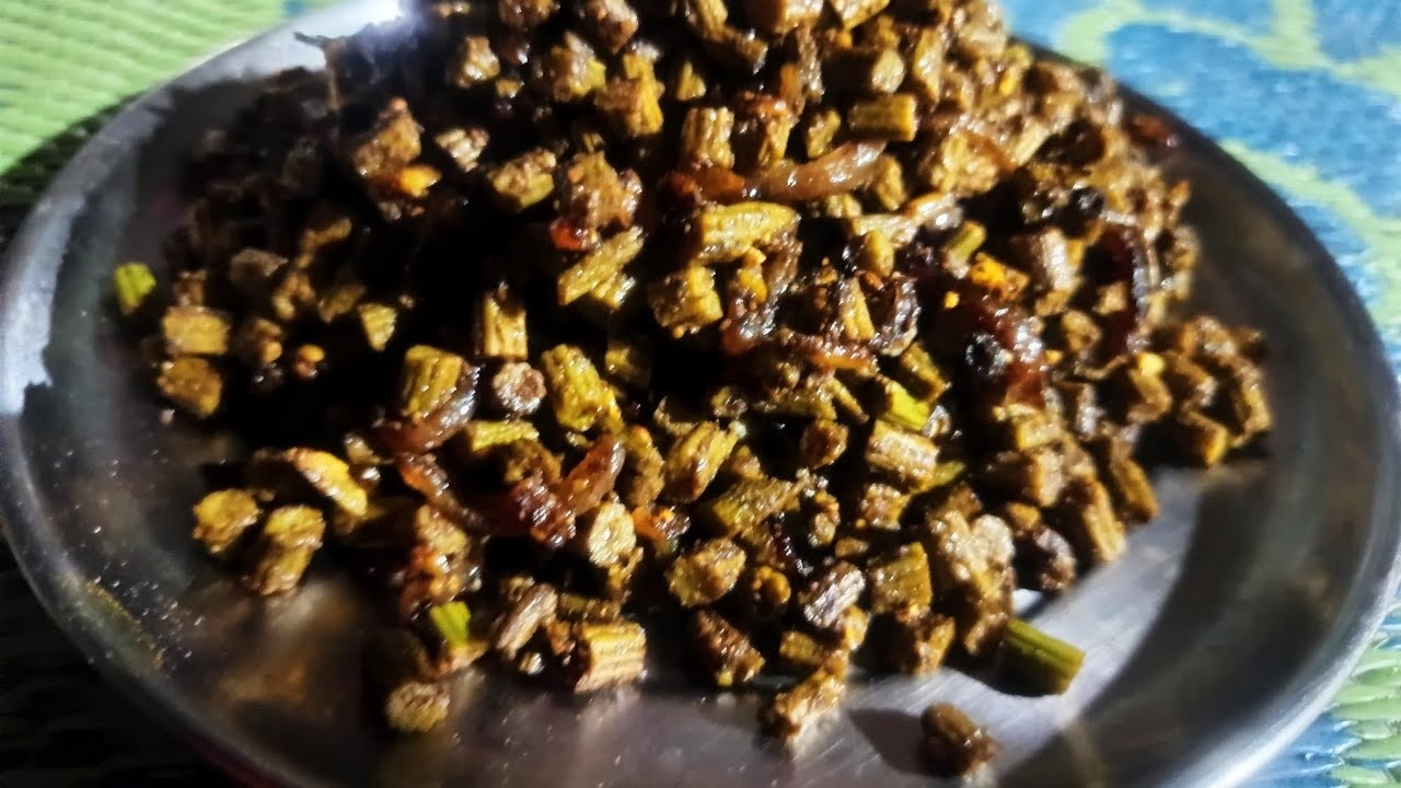 हमारे यूपी में बनने वाली नए तरीके की सहजन (मोरिंगा)की रेसिपी/Moringa racipi 😋😋
