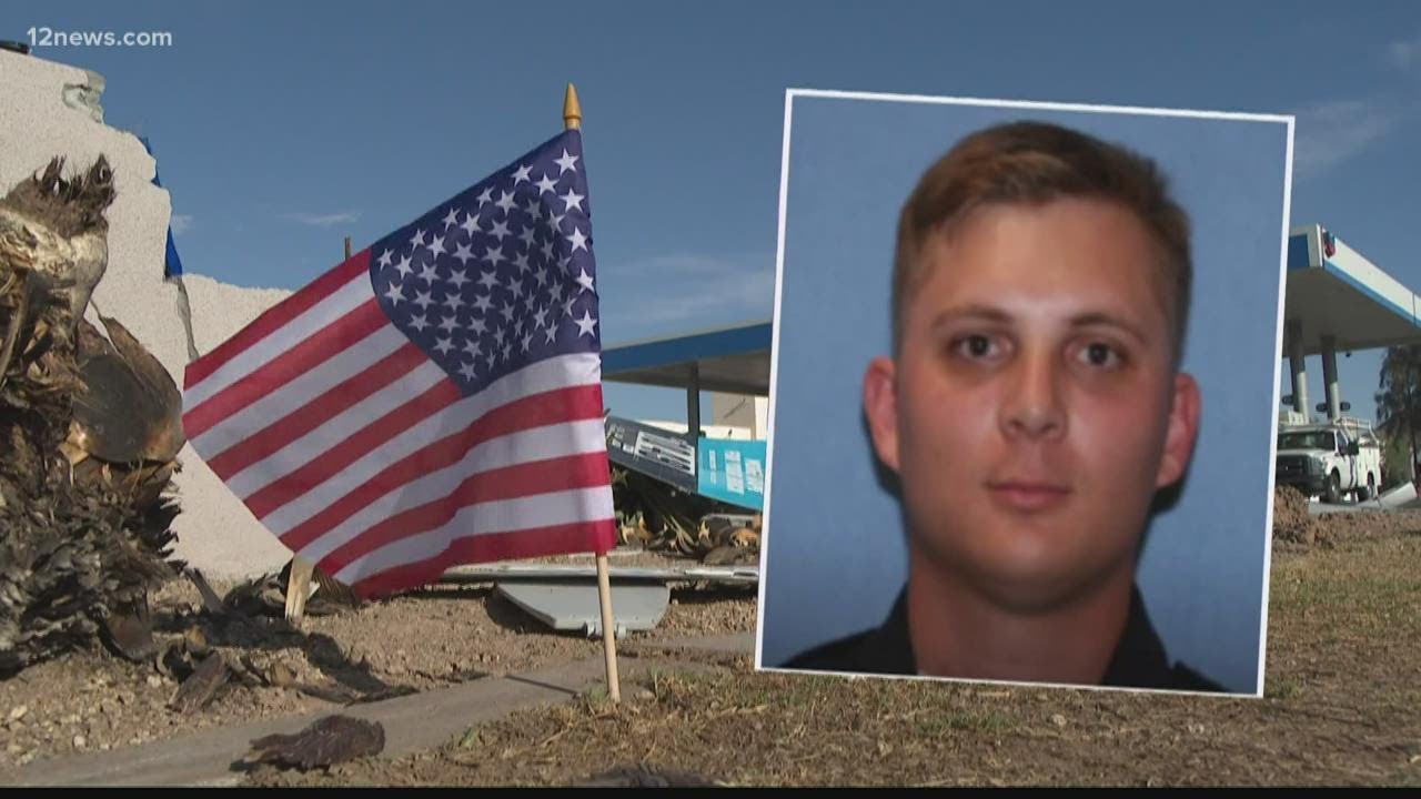 Phoenix Police Chief Jeri Williams honors fallen officer