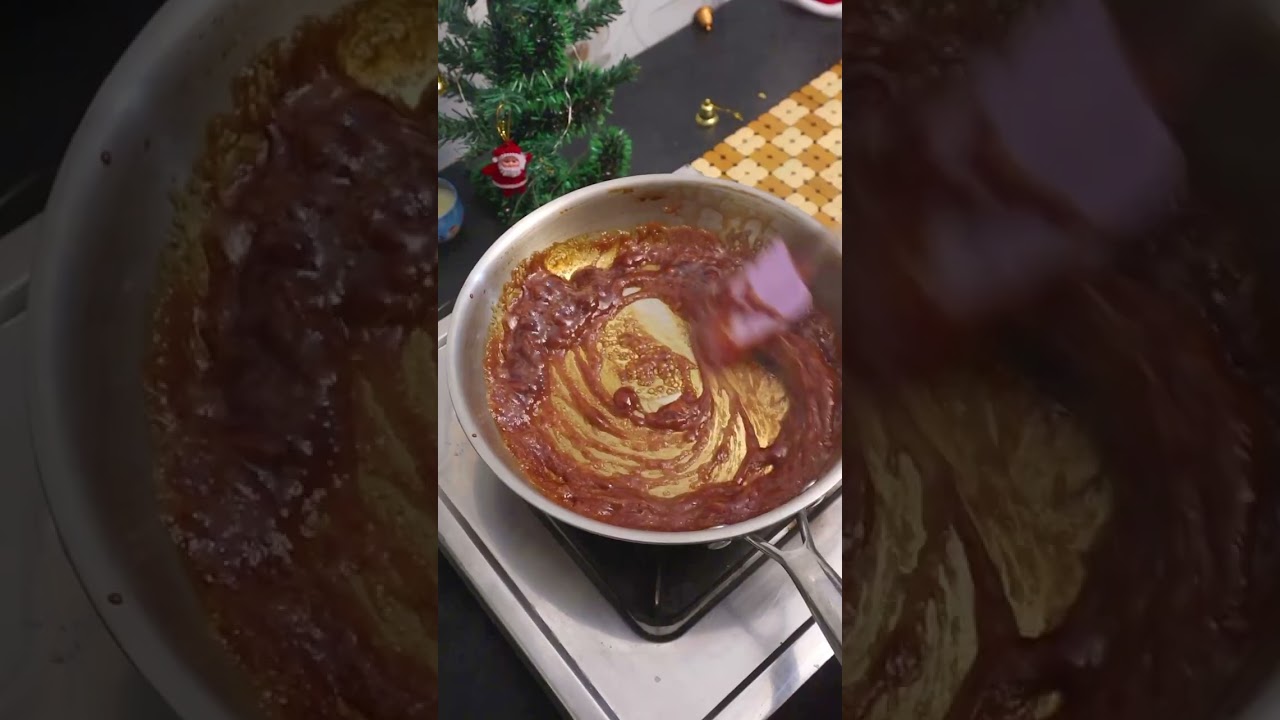 Happy New year Friends ! New Year Cake Preparation !!🤩😋🥳🥮| foodaholictn #shorts